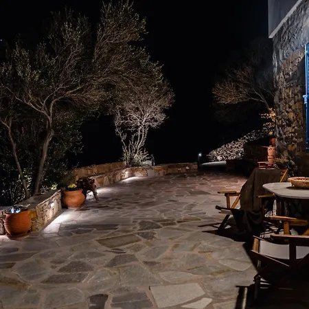 Mavrianos Sea View *