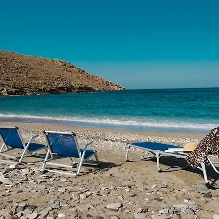 Mavrianos Sea View *